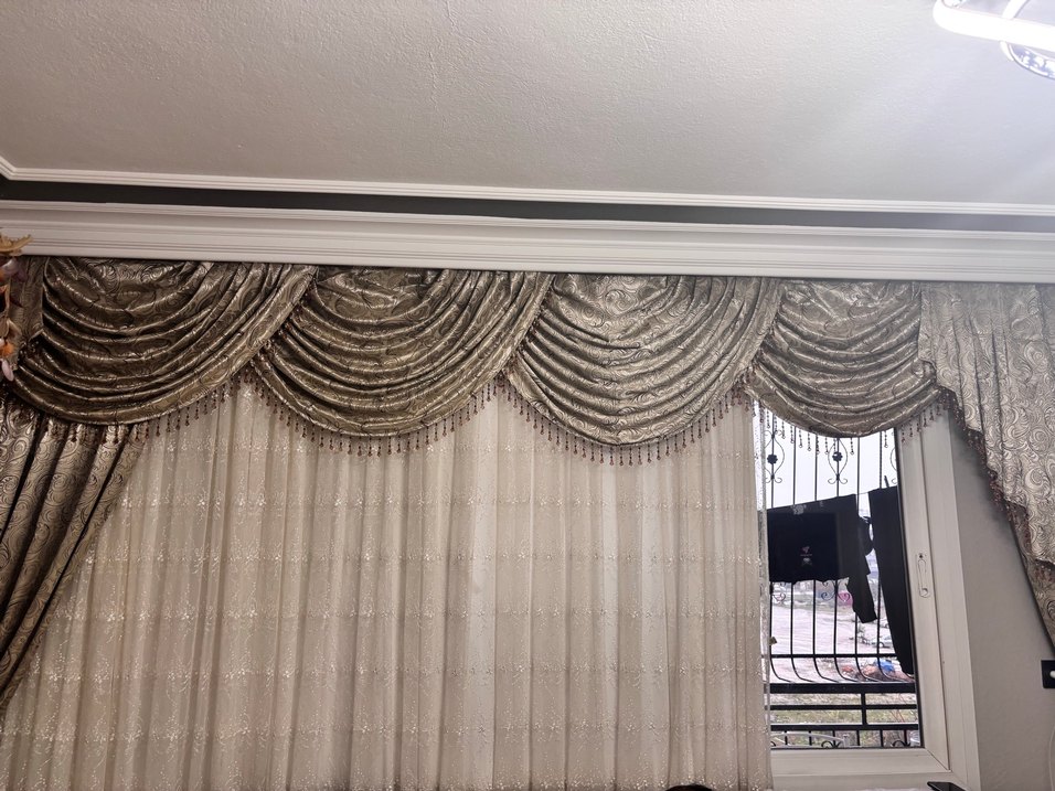 Gri İşlemeli Klasik Perde - Görsel 2