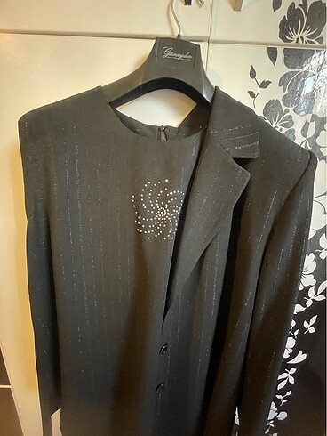 TESETTÜR KADIN TAKIM - Görsel 2