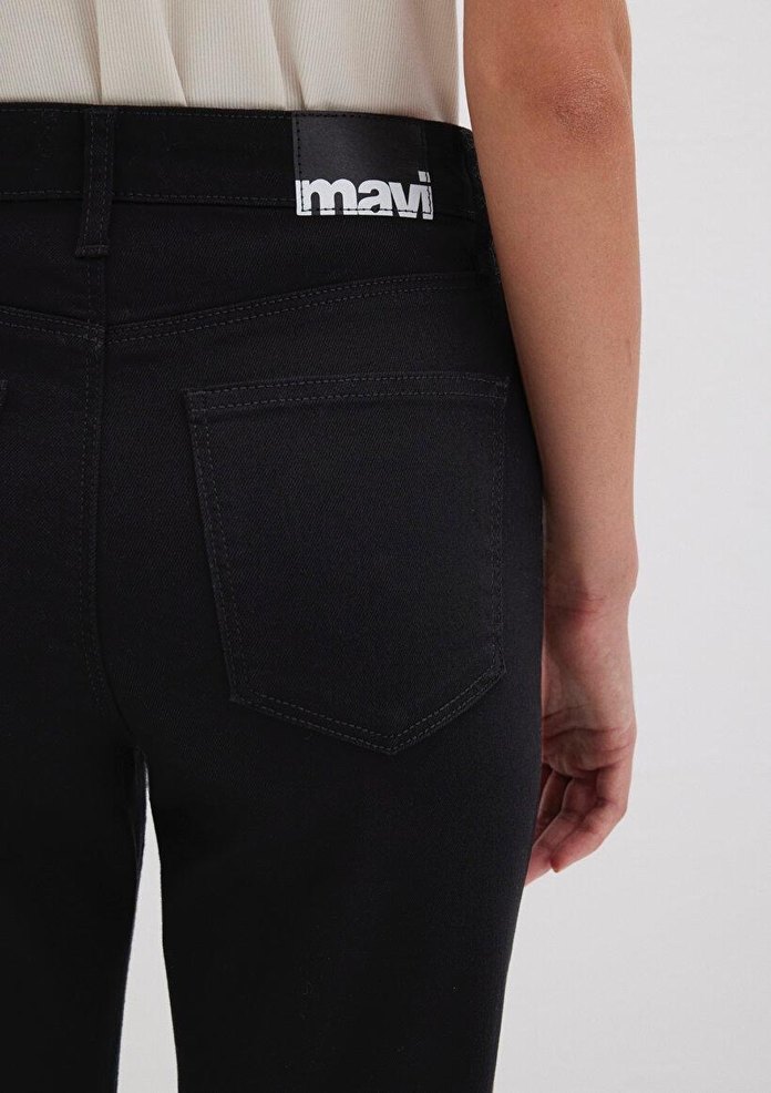 Siyah Kadın Kot Pantolon - Görsel 4