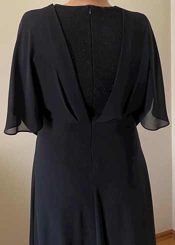 Siyah Yüksek Yakalı Uzun Kollu Uzun Elbise - Görsel 2