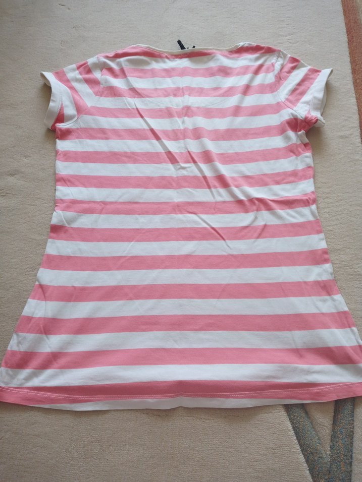 Kız Çocuk Pembe Çizgili V Yakalı Tişört - Görsel 3