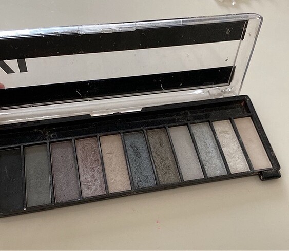 Çoklu Far Paleti Smokey Eyes