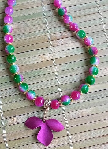  Beden çeşitli Renk Yeşil Pembe Kolye
