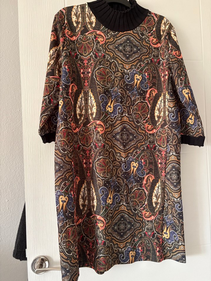 Bohem Tarz Çok Renkli Uzun Desenli Kadın Elbise - Görsel 4