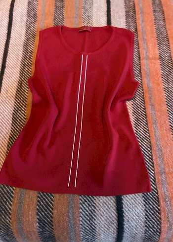 Kırmızı kolsuz üst - Görsel 5
