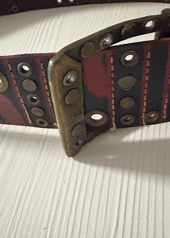 Kırmızı Deri Tokalı Kadın Kemer - Görsel 2