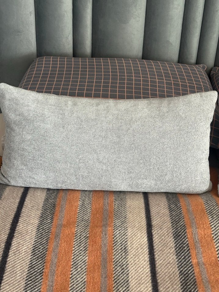 Gri Modern dikdörtgen kırlent - Görsel 2