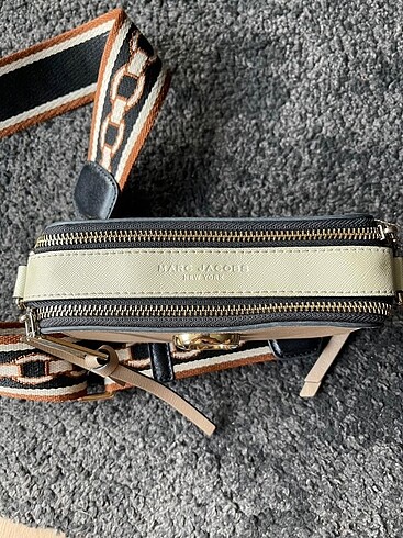 Beden Marc Jacobs Snapshot Canta