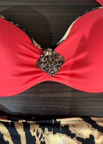 Penti Kırmızı Zebra Desenli Parlak Bikini Takımı