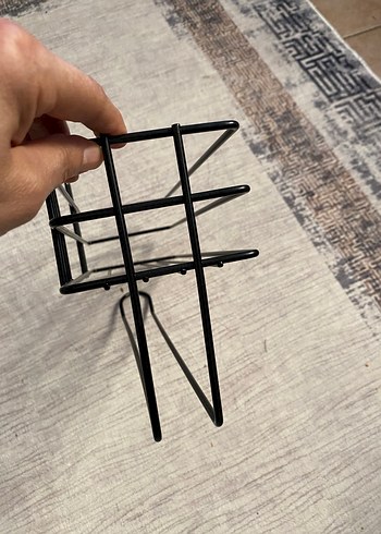 Beden Renk Siyah Metal Askılı Dolap Düzenleyici