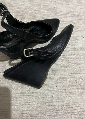 Diğer Siyah Tokalı Stiletto Topuklu Kadın Ayakkabı