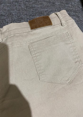 Düğmeli Bej Mini Kot Şort - Görsel 5