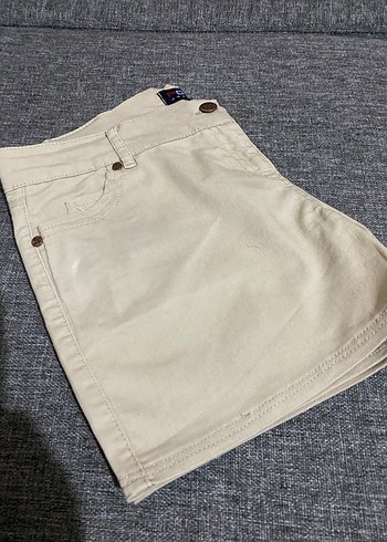 Düğmeli Bej Mini Kot Şort - Görsel 2