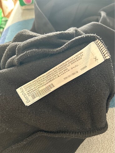 m Beden siyah Renk Bershka billie eilish oversize limited edition sweatshirt