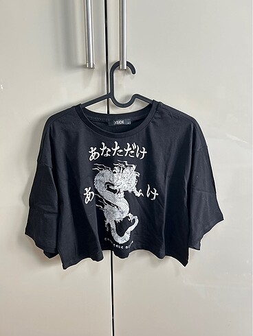 LCW xside crop ejderha desenli yazlık siyah tişört