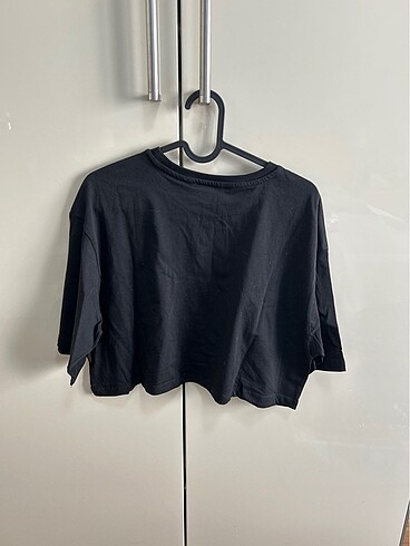 LC Waikiki LCW xside crop ejderha desenli yazlık siyah tişört
