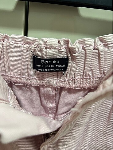 36 Beden BERSHKA pembe şort