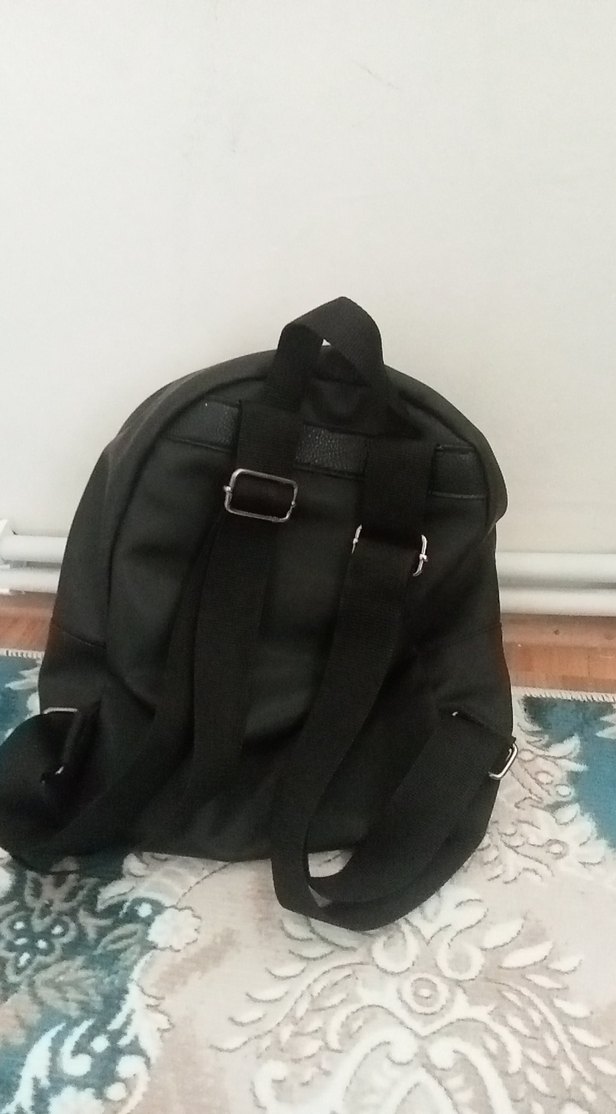 Siyah Minimalist Kadın Sırt Çantası - Görsel 2