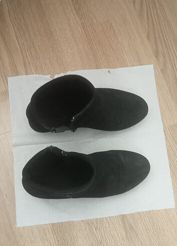 Kalın topuklu bot ayakkabı - Görsel 2