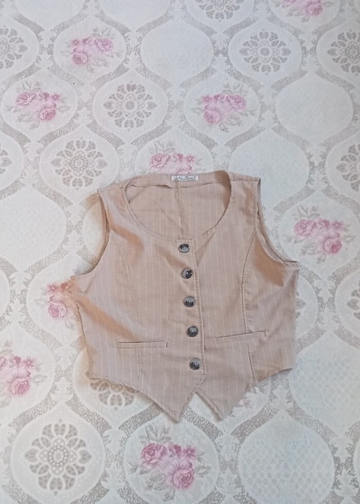 Çizgili örme krep yelekli takım - Görsel 4