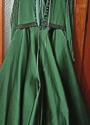 48 Beden yeşil Renk Tesettür abiye elbise 