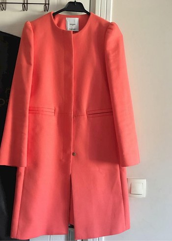 Düğmeli Pembe Midi Kadın Kaban