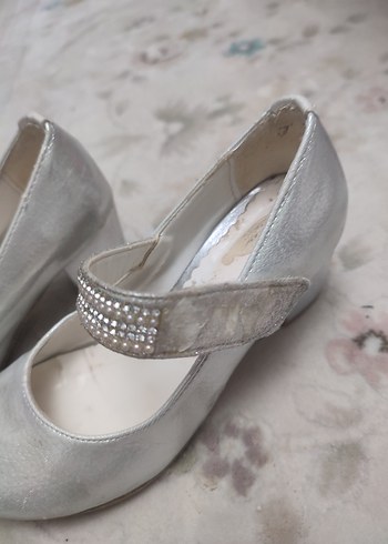 Kız Çocuk Gri Tokali abiye ayakkabı - Görsel 2