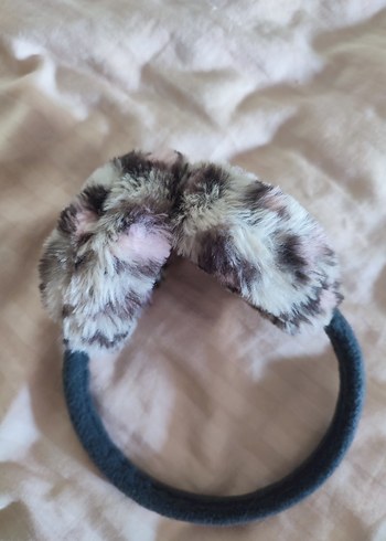 Kulaklık kız çocuk - Görsel 3