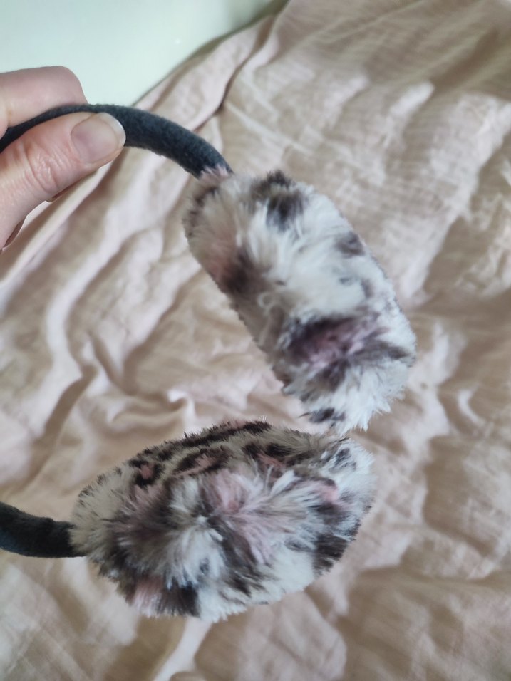 Kulaklık kız çocuk - Görsel 4