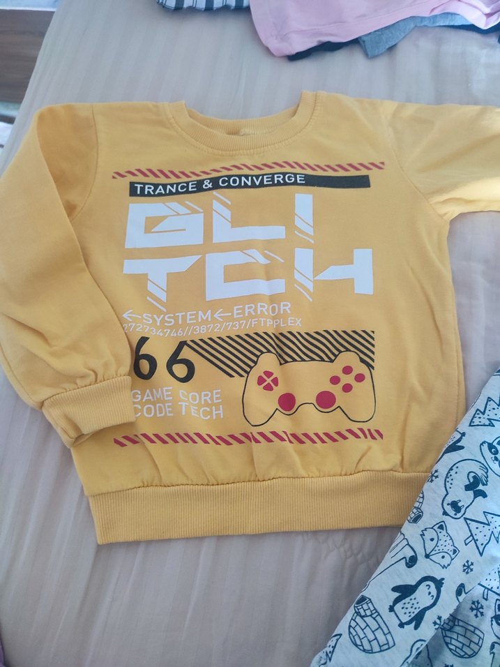 Erkek Çocuk Düğmeli Gri-Yeşil Sweatshirt ikili - Görsel 4