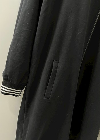 Siyah Kapüşonlu Uzun Kadın Kaban - Görsel 3