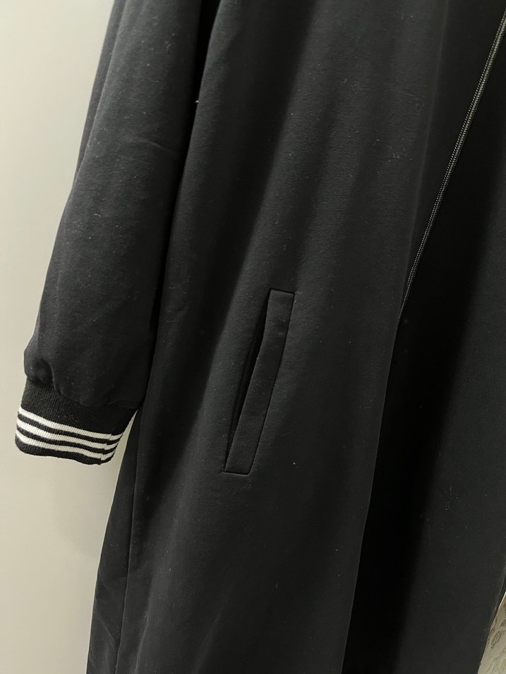 Siyah Kapüşonlu Uzun Kadın Kaban - Görsel 3