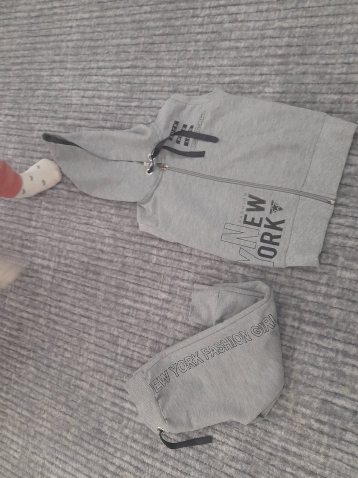 Gri Kapüşonlu kiz cocuk Eşofman Takımı - Görsel 3