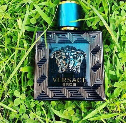 Versace eros