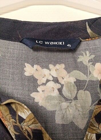 46 Beden mavi Renk LC Waikiki Bluz