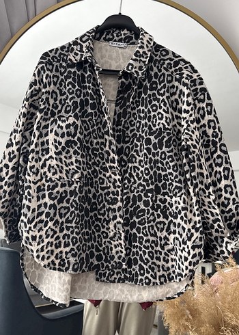 Gri Leopar Desenli Kadın Mini Gömlek - Görsel 2