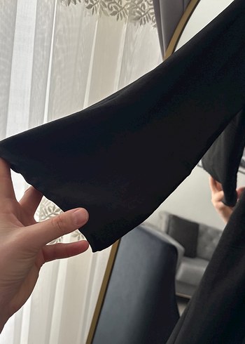 Uzun Siyah Keten V Yaka Elbise - Görsel 3