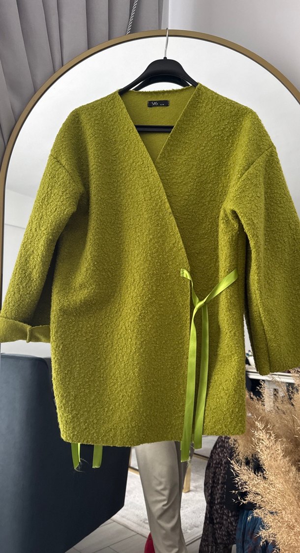 Kadın Yeşil Örgü Yün Kısa Kaban - Görsel 3