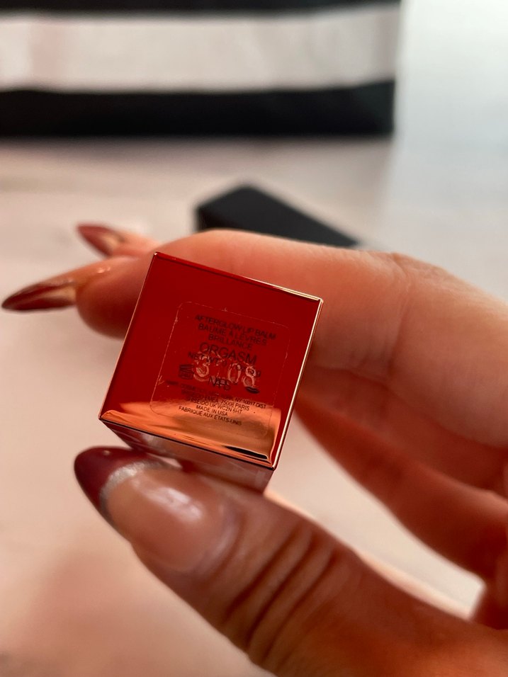 NARS Afterglow Dudak Parlatıcısı Pembe - Görsel 3