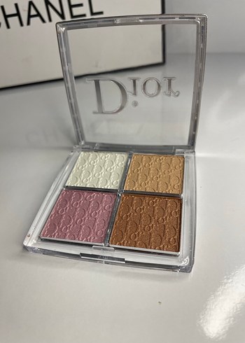 Bej ve Açık Renkli Göz Farı Paleti - Görsel 3