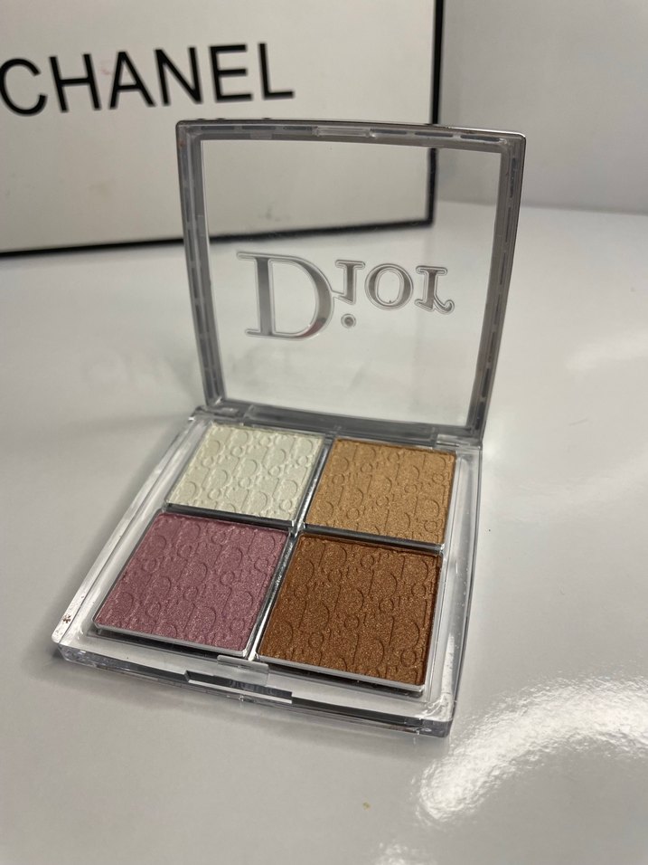 Bej ve Açık Renkli Göz Farı Paleti - Görsel 2