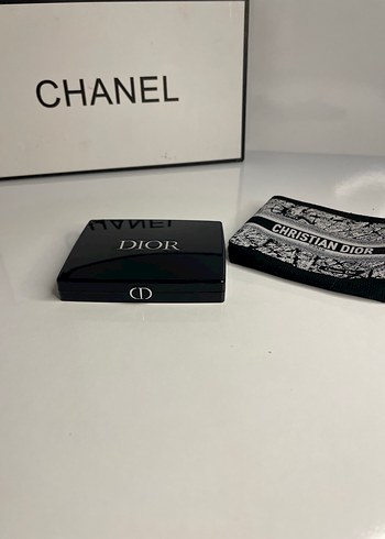 Bej Tonlarda Dior Göz Farı Paleti - Görsel 2