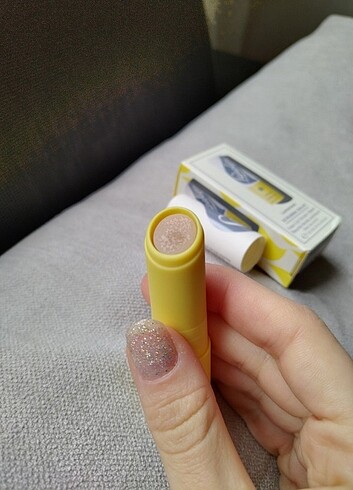 Beden Renk Lanolips lemonaid scrubba balm