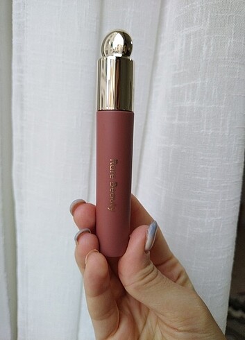 Rare beauty lip oil 