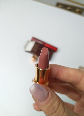 Charlotte tilbury mini ruj 