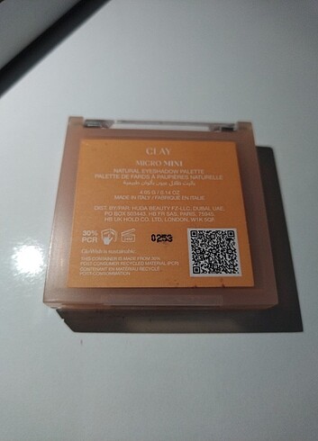Beden Huda beauty glowish far paleti