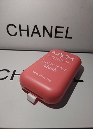 Beden Renk Nyx buttermelt blush charlotte tilbury