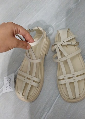 Diğer Bej Kadın Sandalet