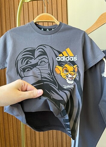 2 Yaş Beden Adidas takım