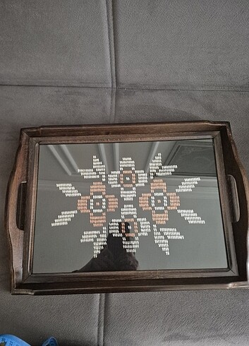 Tel kırma tepsi